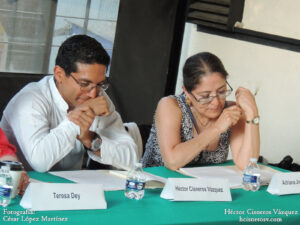 Hector Cisneros. Adriana Jimenez. Presentación del poemario El agua y las luciernagas en la UACM.